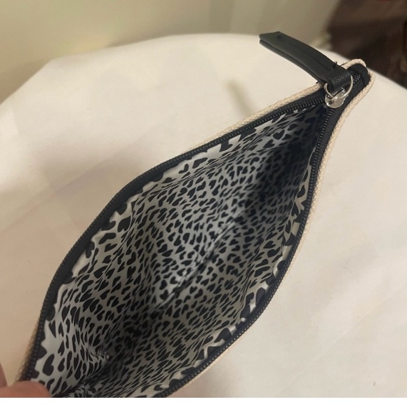 Brighton ❤️LOVE COLLECTION Black and White CANVAS Clutch - Picture 3 of 3